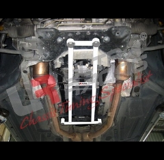 Barra de Refuerzo de suspension Mercedes Clk 320 C209 02-09 UltraRacing 4puntos Delantera H-brace